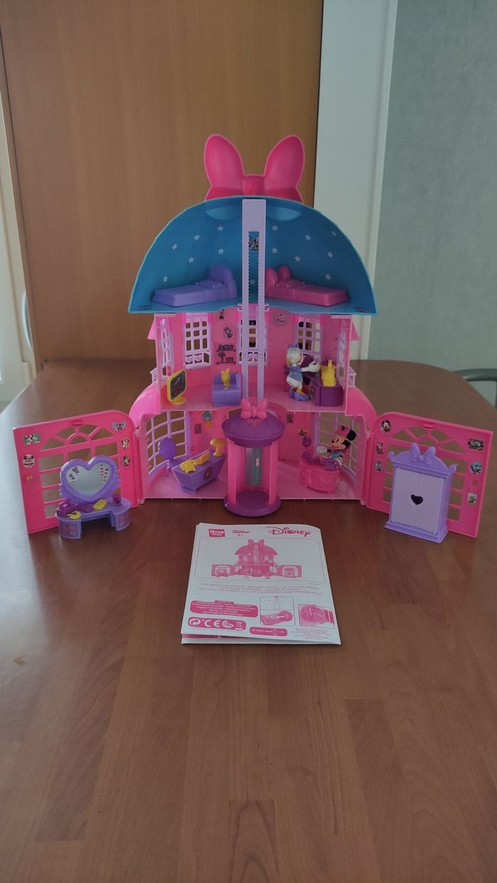 Grande maison de Minnie IMC toys