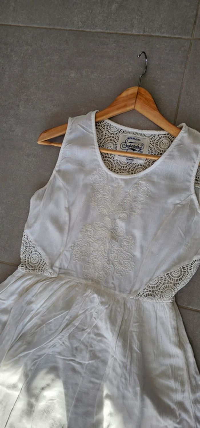 Robe Superdry taille 38 - photo numéro 12