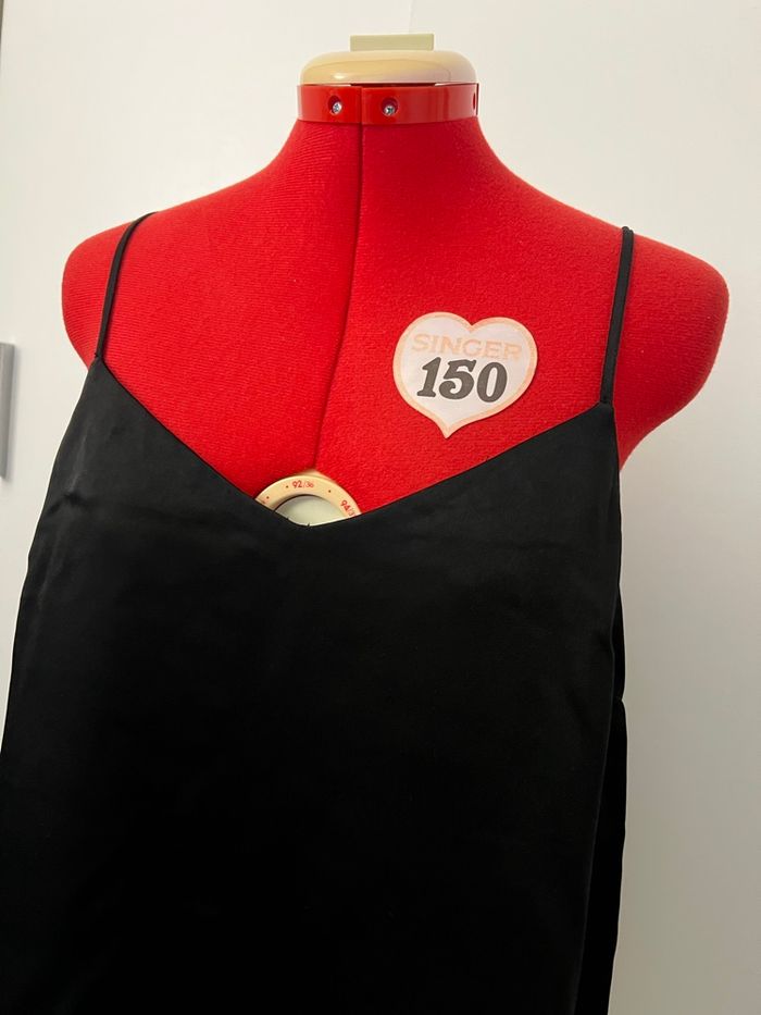 Débardeur fluide satiné noir Kiabi - photo numéro 2