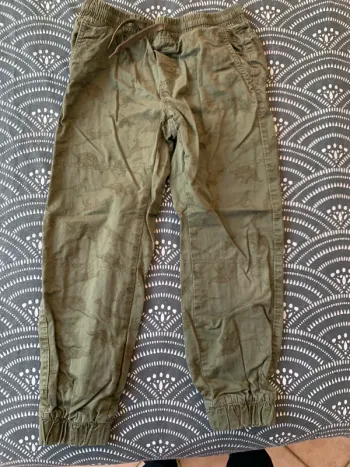 Pantalon cargo dinosaure taille 8 ans
