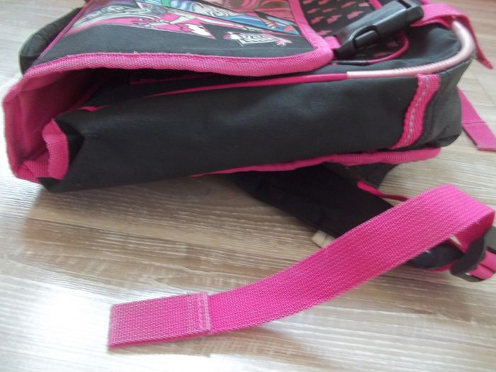 Cartable 2 compartiments noir Monster High - photo numéro 4