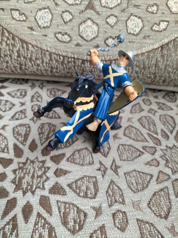 Figurine médiévale 1998