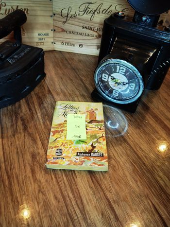 D2911 - livre "Lettres de mon moulin"