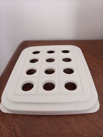 Moule  + livret recettes les ravioles Tupperware