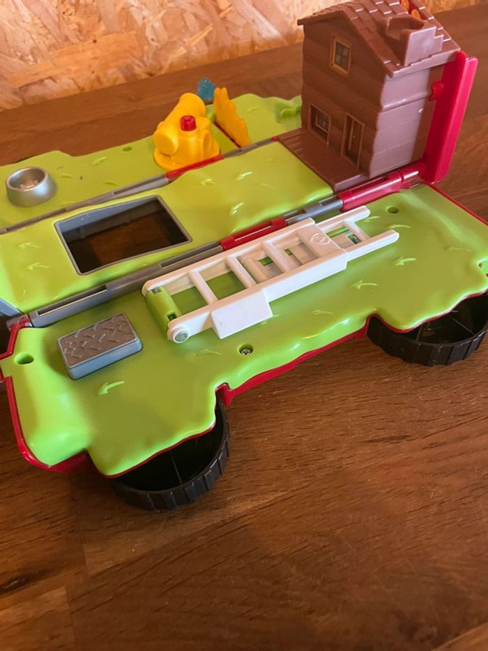 Idée cadeau 🎁 Figurine Marcus Rescue Ensemble de Jeu Transformable 2 en 1 en hélicoptère - photo numéro 8