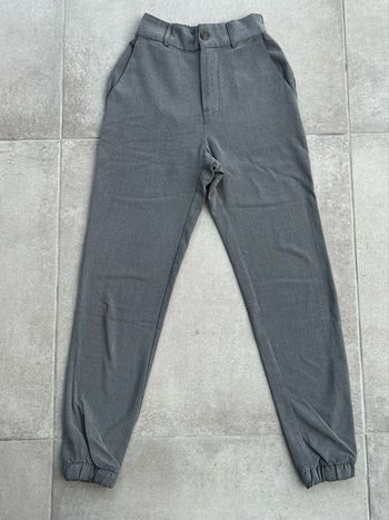 Pantalon gris 