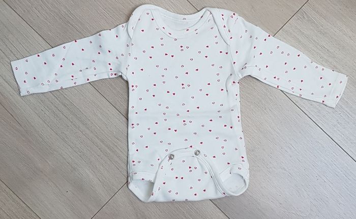 Bodies - photo numéro 2