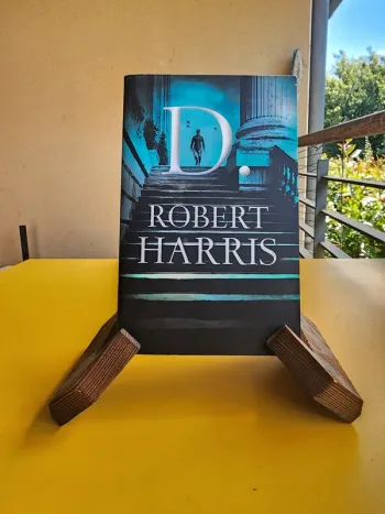 Livre broché "D." De Robert Harris