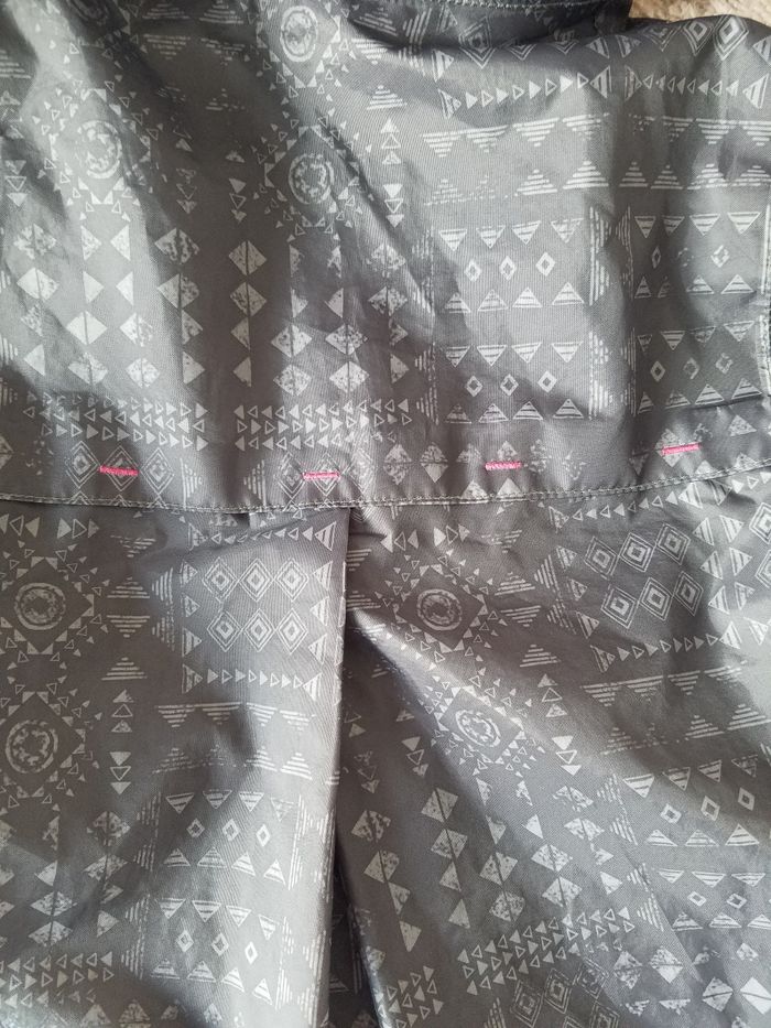 Imperméable fille Quechua T 6 ans Tbe - photo numéro 7