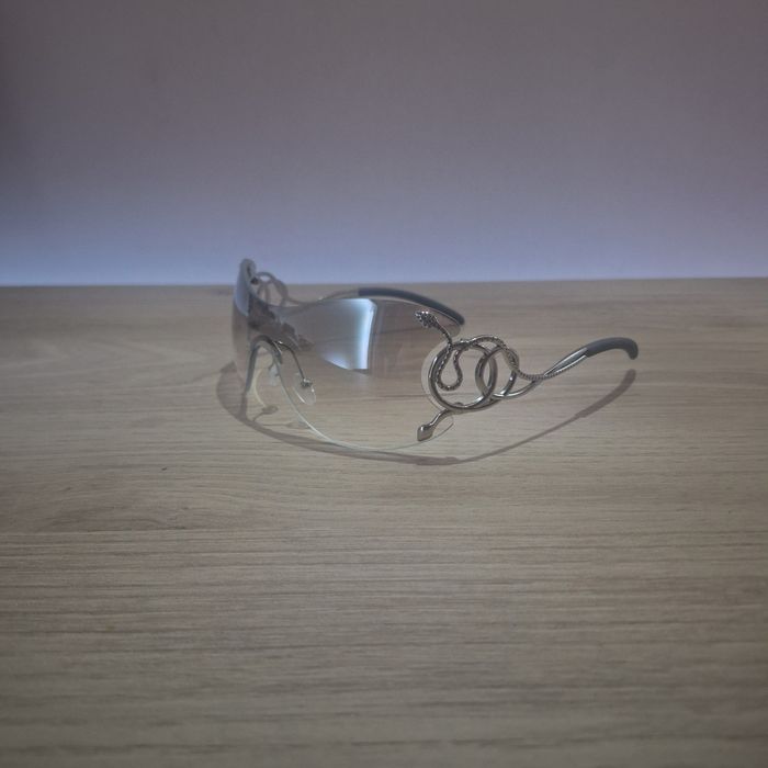 Lunettes de Soleil Serpent Transparent - Y2K Vintage 90s-2000s - Unisexe Sunglasses - Verres Teintés  Blanc - photo numéro 4