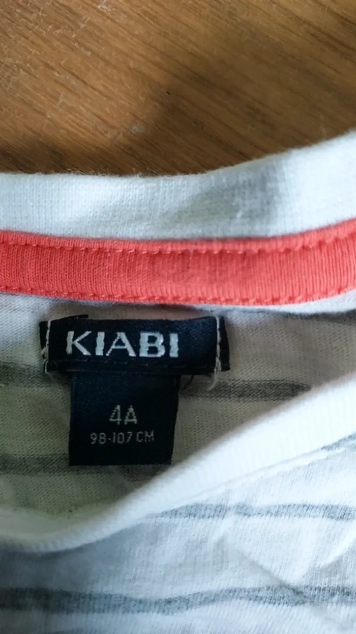 Tee-shirt garçon 4ans - photo numéro 2