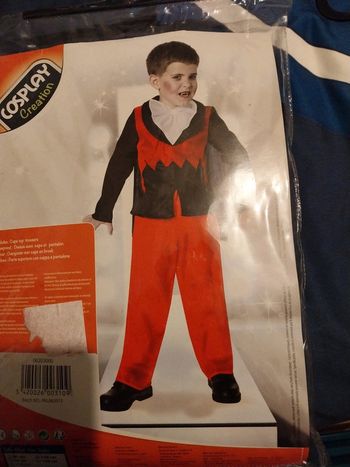 Déguisement Costume vampire 8 ans neuf