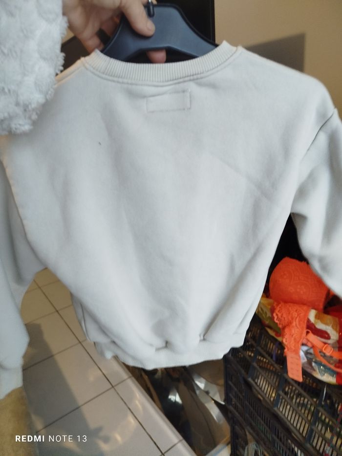 #kytie5ansfille. Sweat manches longues taille 5 ans - photo numéro 2