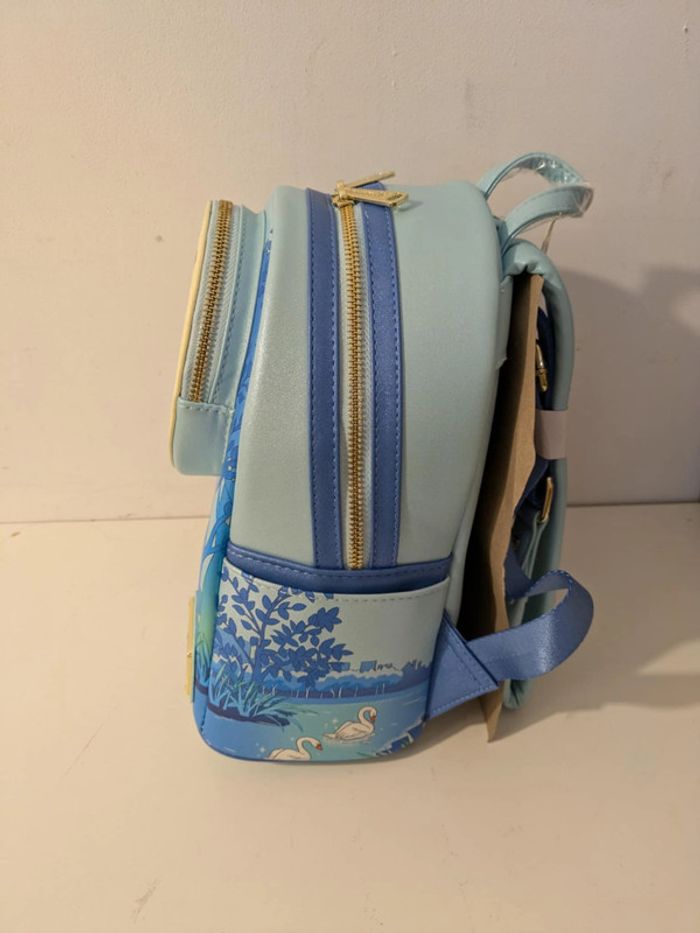 Sac à dos Loungefly peter pan "You can fly" - photo numéro 2