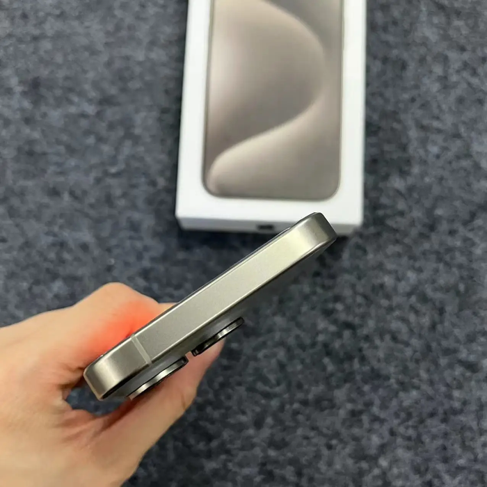 Iphone -15 -pro-max - photo numéro 2