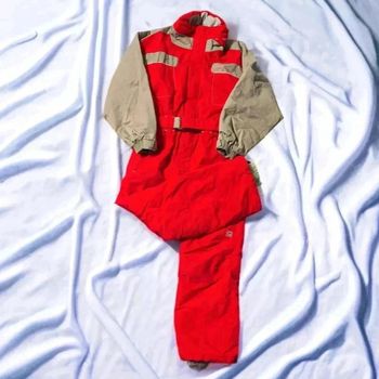 Combinaison de ski 🌹10 ans 🌹quechua rouge