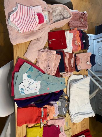 Lots vêtements filles 6/9/12 mois