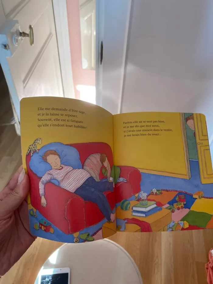 Livre il y a une maison dans ma maman - photo numéro 4