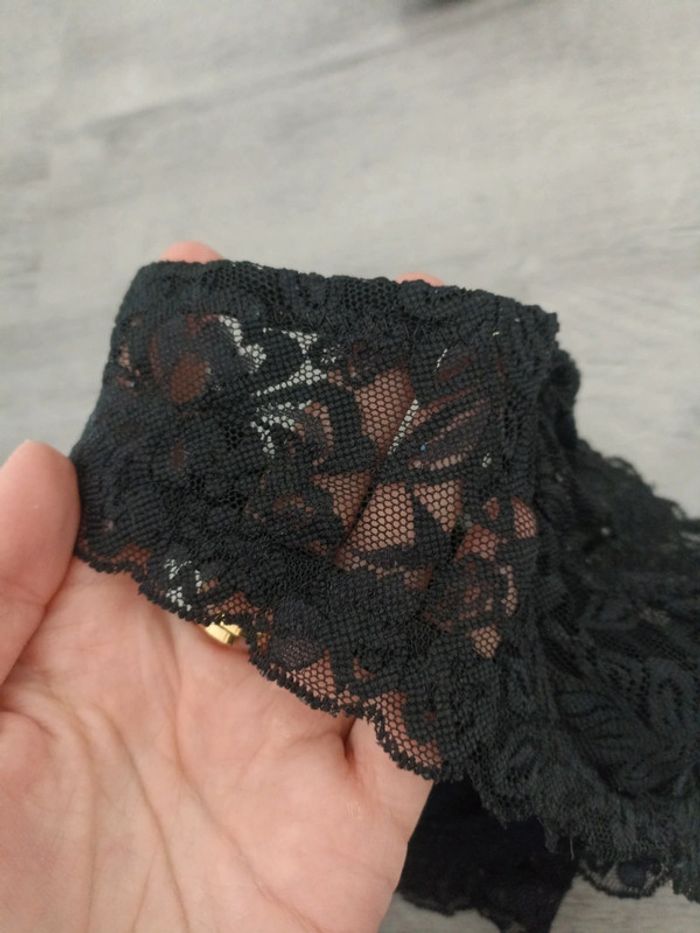 Soutien-gorge noir dentelle - photo numéro 3