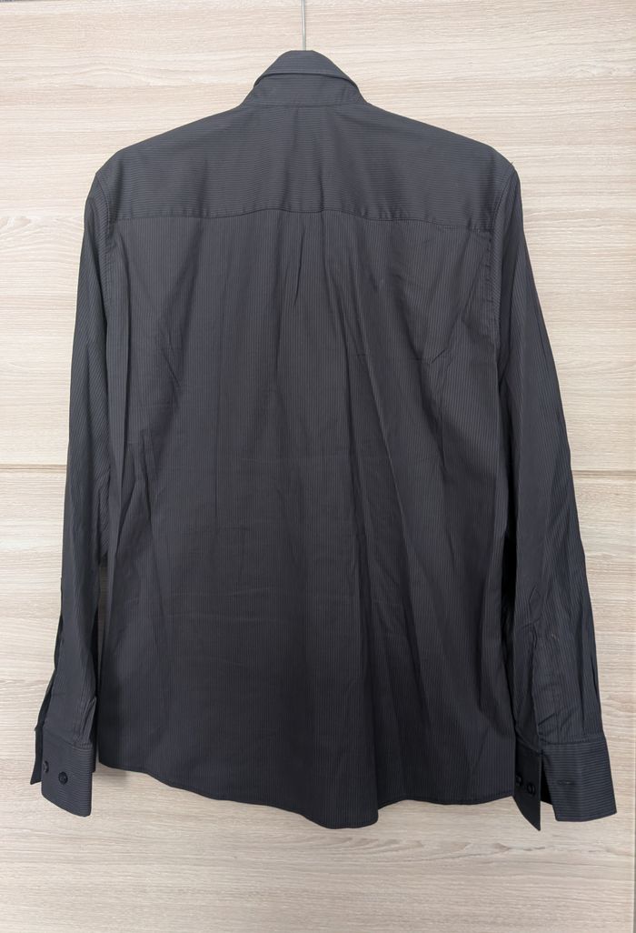 Chemise homme Giorgio Armani, taille M, stretch, en très bon état - photo numéro 5