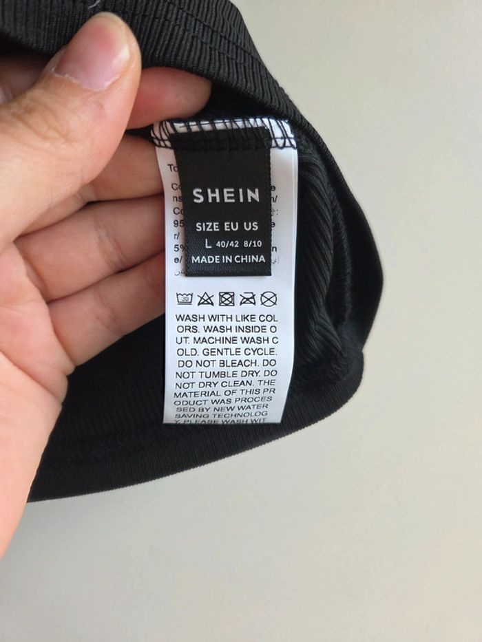 Top noir shein à bretelles - taille L - neuf sans étiquette - photo numéro 3