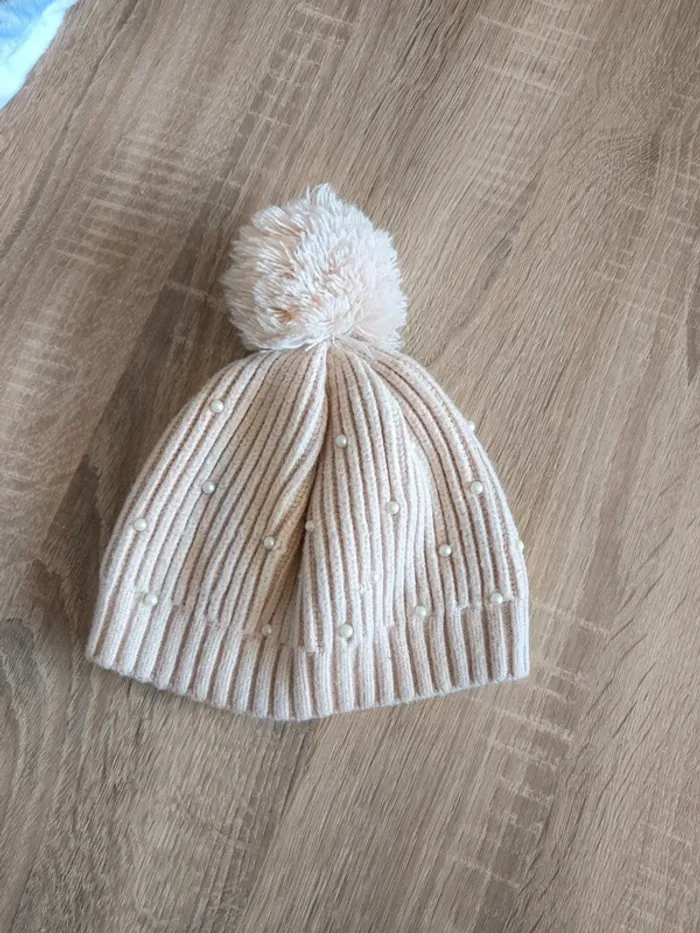 Bonnet beige rosé à perles avec pompon Zara fille 2-3 ans - photo numéro 2