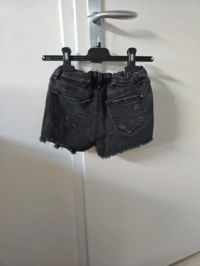 Short fille taille 10ans gemo - photo numéro 2