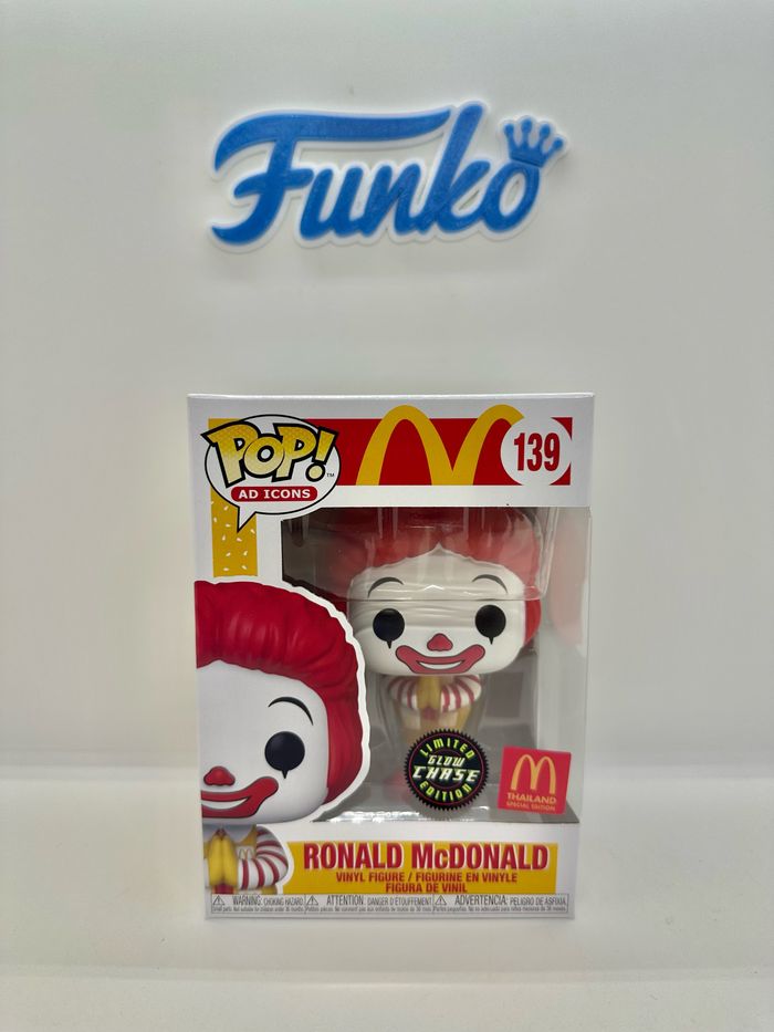 Funko Pop Ronald McDonald 139 Glow Chase Thailand Exclusive