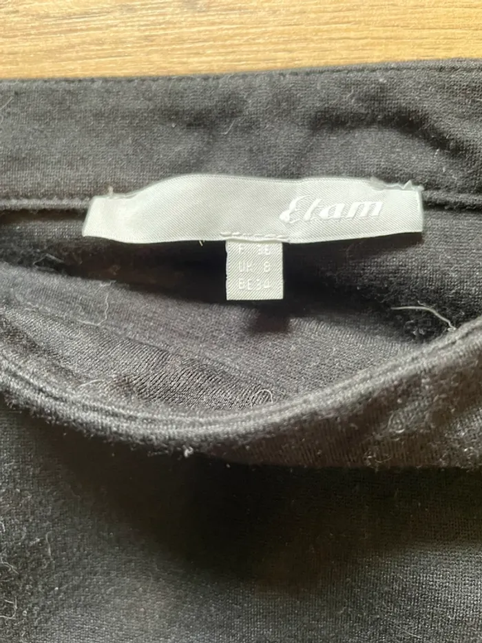 Jupe droite - photo numéro 2
