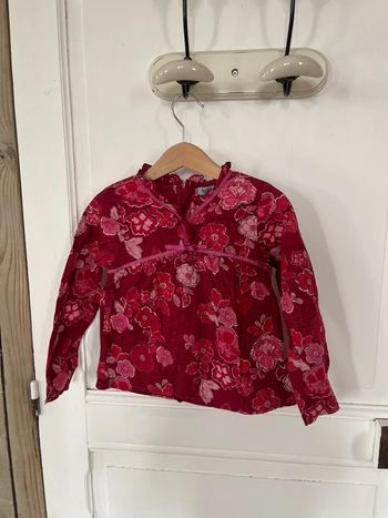 Tuniques, tape-à-l’œil