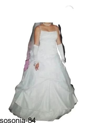 Robe de mariée avec accessoires