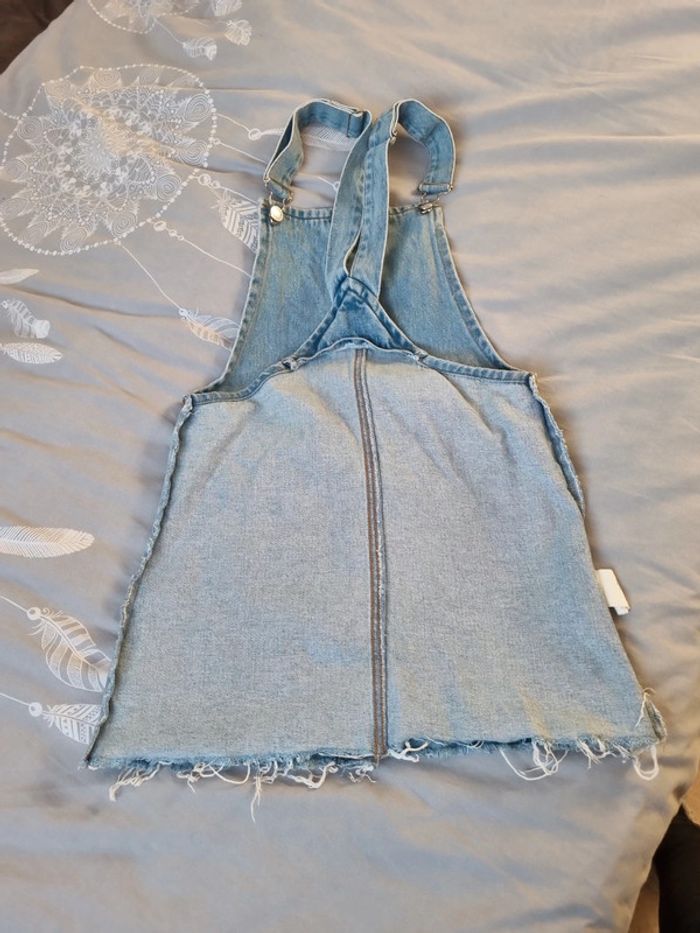 Salopette robe en jeans - photo numéro 4