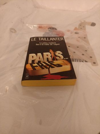 La police moderne face a la mafia de l argent