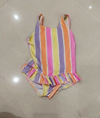 Maillot de bain bonbon Kiabi taille 18 mois 80cm