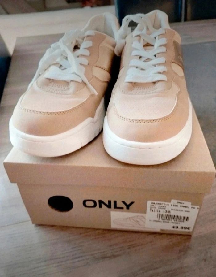 Baskets chaussures 38 - photo numéro 3