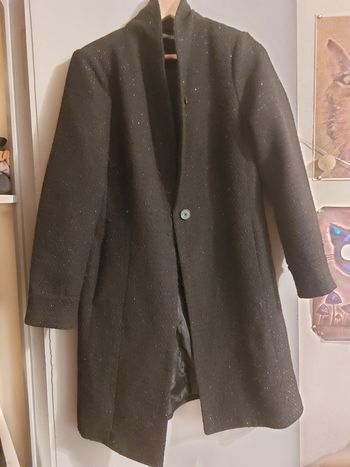 Manteau ELORA “21CITY” noir profond et légèrement pailleté – effet brillant discret – taille 38 – chic & mi-saison