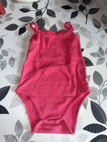 body bretelle rose