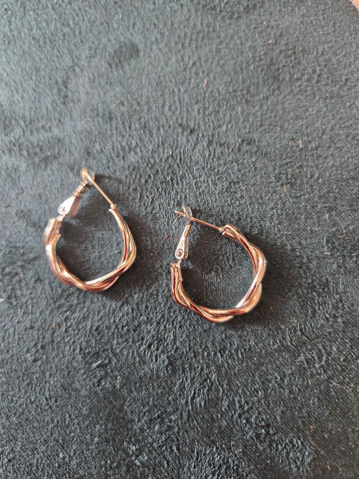 Boucle d'oreille 65