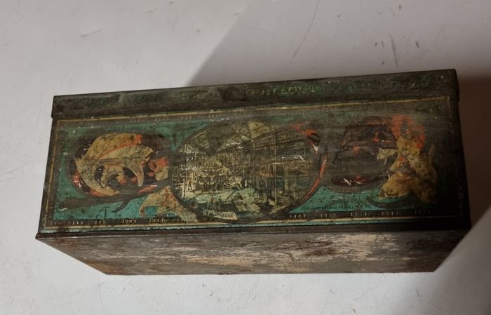 ancienne boite biscuits Guillout Paris tôle lithographiée vers 1900 - photo numéro 5