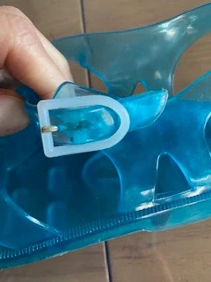 Squelettes bleues chaussures plastique taille 30 - photo numéro 12