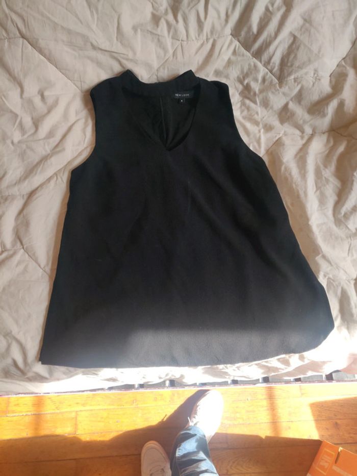 T-shirt noir taille 34