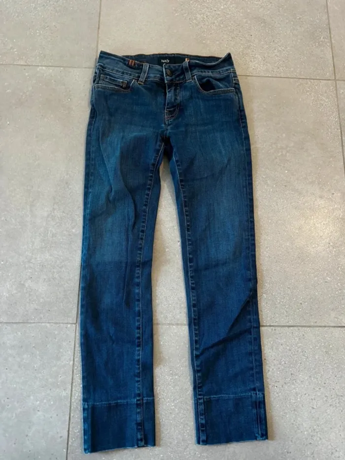 Jean Notify, très bon état, 36x86cm