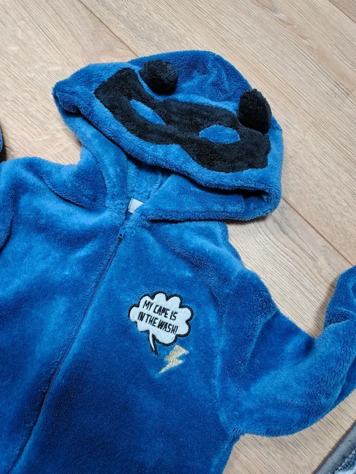 Pyjama combinaison bleu 3 ans super hero sans cape - photo numéro 2