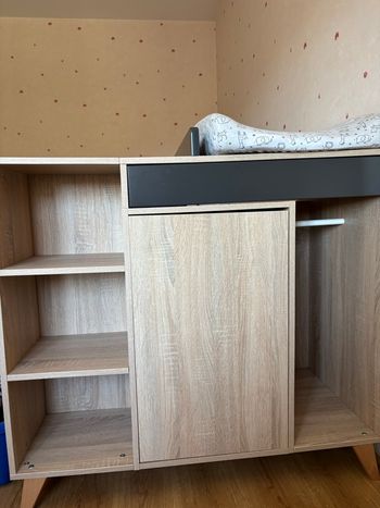 Ensemble table à  langer avec rangement + Lit.