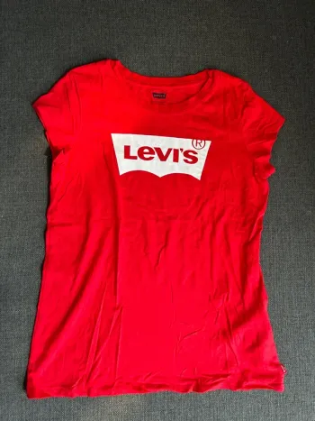 T-shirt fille, levi’s, rouge, taille 16 ans