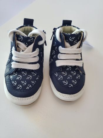 Chaussure robeez migo taille 18