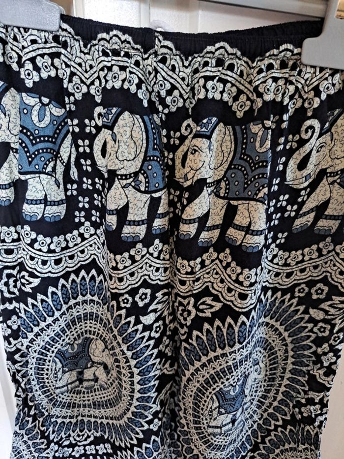 Pantalon léger noir et bleu éléphant 36 - photo numéro 4