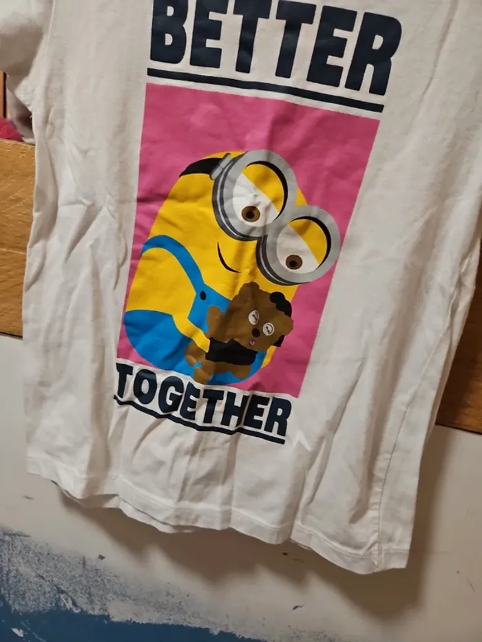 T shirt fille 8 ans Minions - photo numéro 2