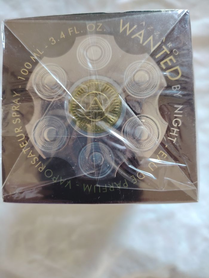 Azzaro wanted by night - photo numéro 3