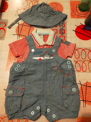 Ensemble salopette 1 mois